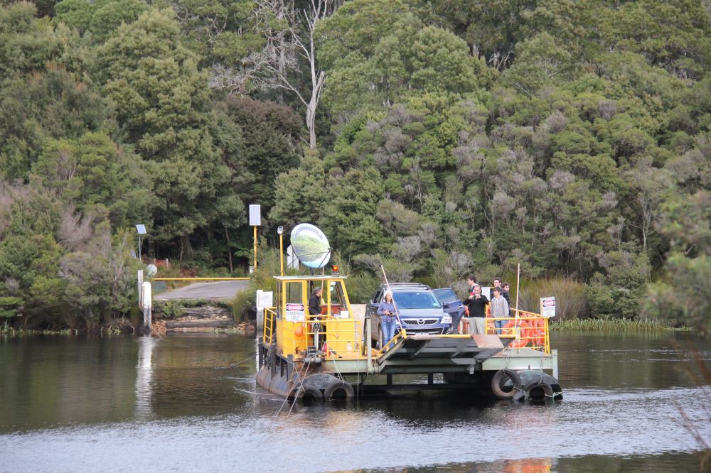 IMG_5217-barge crossing